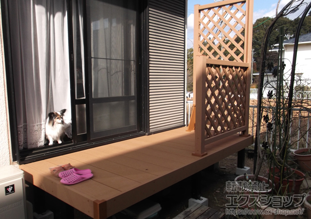 静岡県浜松市ののウッドデッキ リウッドデッキ 200 単体 +リウッドデッキフェンス2型/リウッドハイパーティション2型 施工例