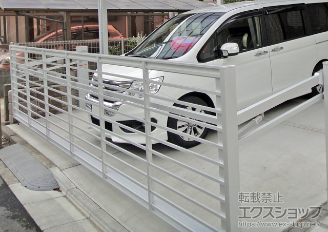 埼玉県さいたま市ののカーゲート ワイドオーバードアS1型 手動式 施工例