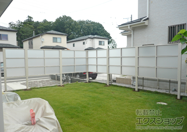 埼玉県川越市ののフェンス・柵 エバースクリーン ポリカBタイプ 3段枠(パネル有3段) 施工例