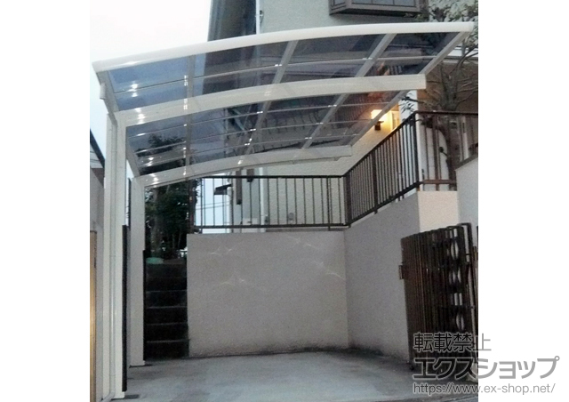 兵庫県神戸市ののカーポート レイナポート 積雪〜20cm対応＋柱カバー 小 2枚入 施工例