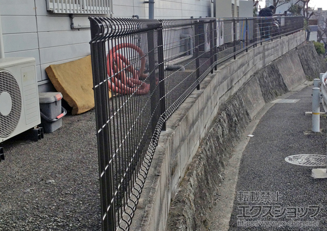 兵庫県明石市ののフェンス・柵 ハイグリッドフェンスUF8型 施工例