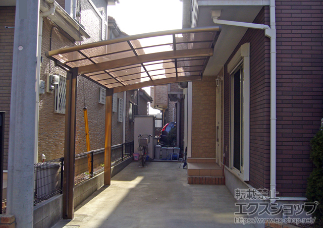 千葉県柏市のLIXIL リクシル（トステム）のカーポート カーブポートシグマIII 積雪〜20cm対応 施工例