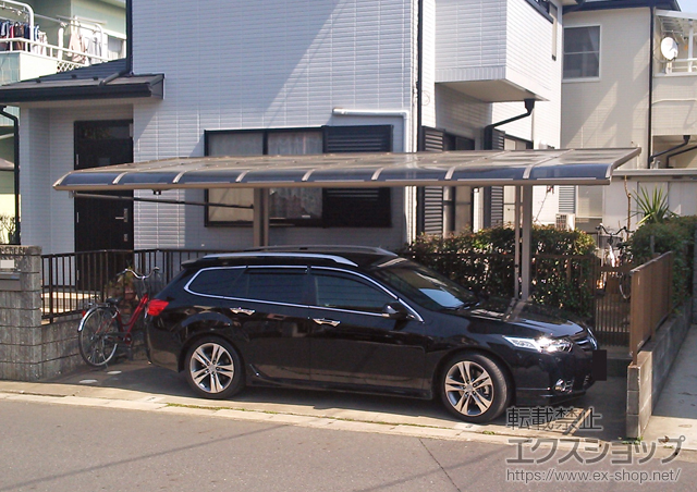 埼玉県白岡市のLIXIL リクシル（トステム）のカーポート レガーナポートシグマIII 積雪〜30cm対応 雨樋有り 施工例