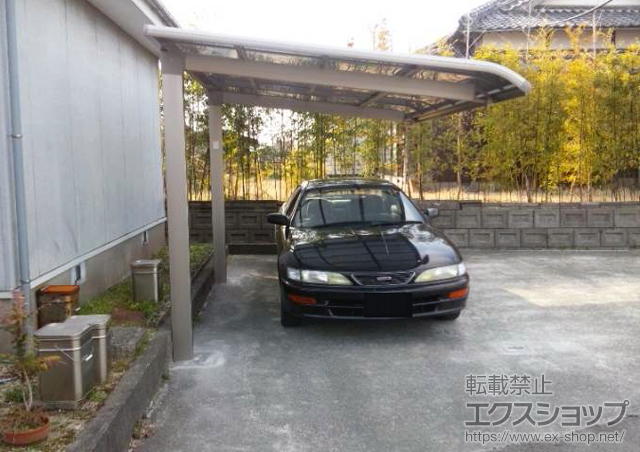 佐賀県三養基郡みやき町のLIXIL リクシル（トステム）のカーポート レガーナポートシグマIII 耐風圧強度仕様 積雪〜30cm対応 施工例