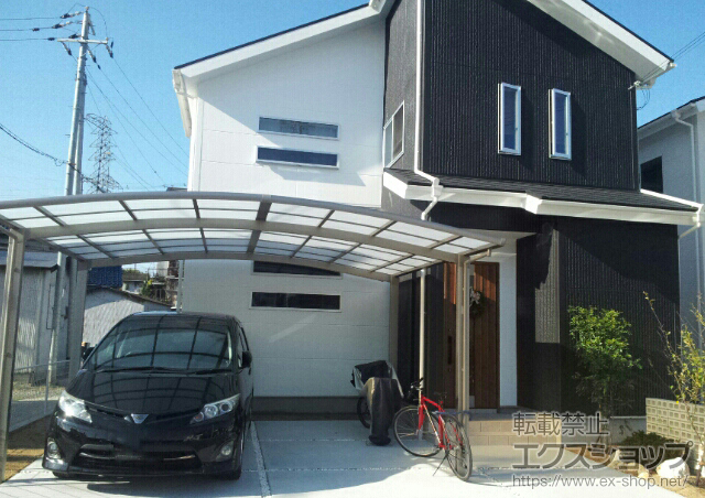 大阪府堺市のLIXIL リクシル（トステム）のカーポート カーブポートシグマIII ワイド 積雪〜20cm対応 施工例