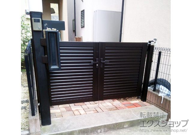 神奈川県横浜市のの門扉 プリレオR5型門扉 両開き 柱使用 施工例