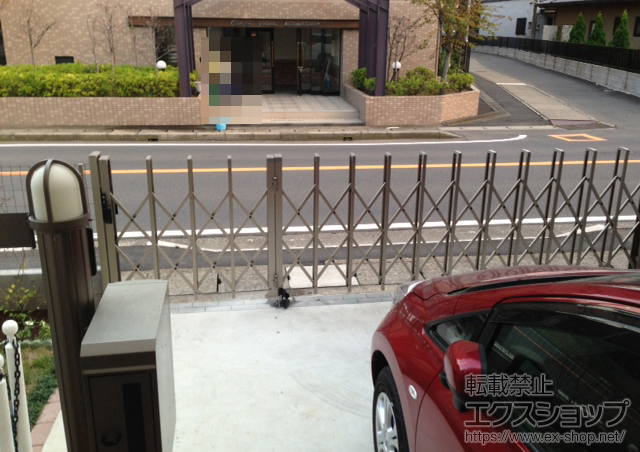 千葉県松戸市ののカーゲート トリップゲート RB型 ノンレール 片開き親子45DO (130＋320) 施工例