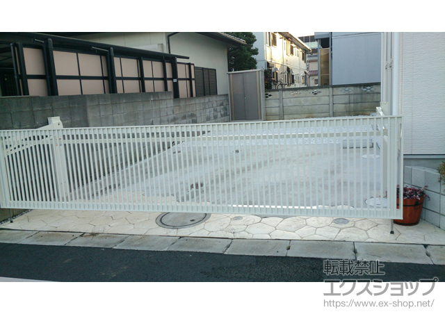 東京都青梅市ののカーゲート ワイドオーバードアS2型 手動式 48-10 施工例