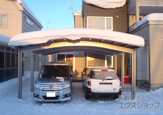 北海道札幌市のLIXIL リクシル（トステム）のカーポート レグナスポートシグマIII 3000 ワイド 積雪〜100cm対応 施工例