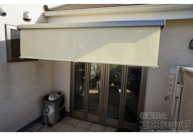 神奈川県大和市のLIXIL リクシル（トステム）のオーニング・日よけ 彩風CR型 手動式 施工例