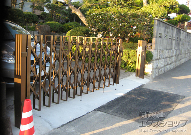 山口県周南市ののカーゲート アルシャインHG(傾斜地用) ノンキャスター 両開き親子 施工例