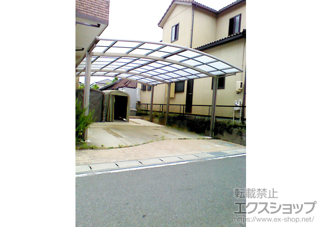 愛知県知多市のLIXIL リクシル（トステム）のカーポート カーブポートシグマIII ワイド 延長 積雪〜20cm対応 施工例