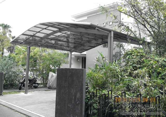 神奈川県茅ヶ崎市のLIXIL リクシル（トステム）のカーポート レグナスポートシグマIII M合掌 積雪〜20cm対応 施工例