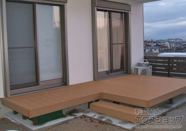 福岡県福岡市ののウッドデッキ 樹ら楽ステージ 施工例