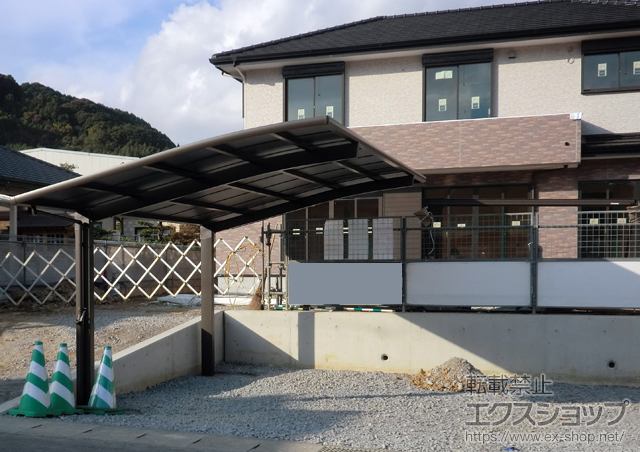 長崎県長崎市のLIXIL リクシル（トステム）のカーポート レグナスポートシグマIII 積雪〜20cm対応 施工例