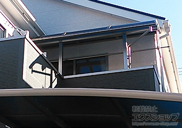 大阪府高槻市ののテラス屋根 プレシオステラス R型 テラスタイプ 単体 積雪〜20cm対応＋吊下げ物干し 標準 2本入 施工例