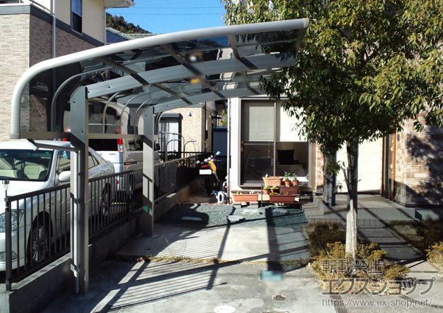 静岡県藤枝市ののカーポート レイナキャップポートグラン　積雪〜20cm対応 施工例