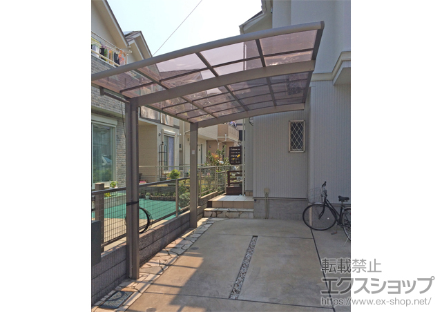 神奈川県横浜市のLIXIL リクシル（トステム）のカーポート カーブポートシグマIII 積雪〜20cm対応 施工例