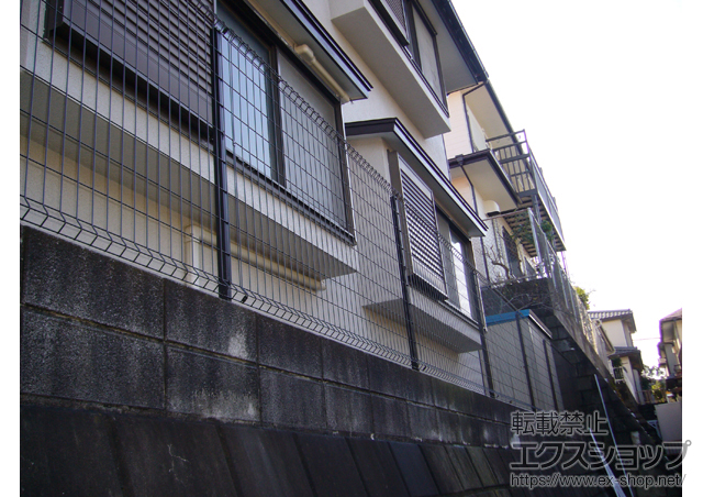 神奈川県横浜市ののフェンス・柵 イーネットフェンス1F型 自由柱タイプ 施工例