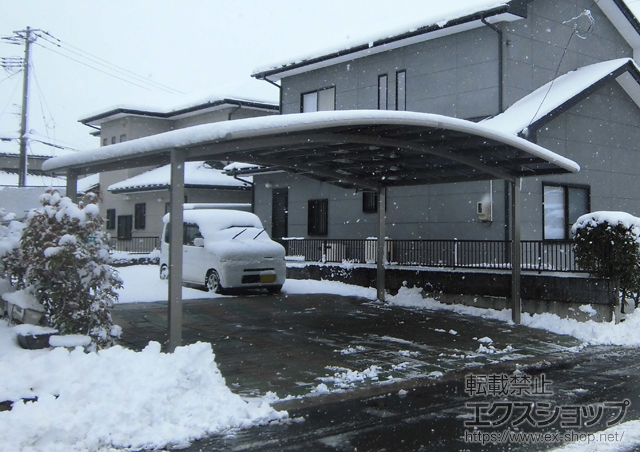 宮城県加美郡加美町のLIXIL リクシル（トステム）のカーポート カーブポートシグマIII ワイド 積雪〜20cm対応 施工例