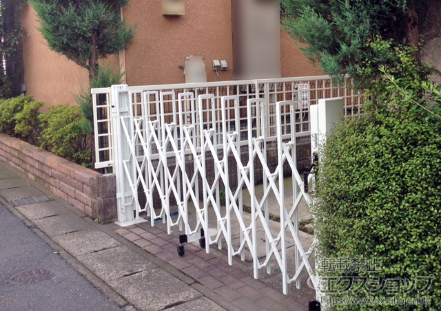 千葉県浦安市ののカーゲート トリップゲート RB型 ノンレール 片開き 27S 施工例