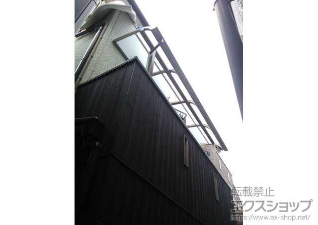 東京都葛飾区のLIXIL リクシル（トステム）のバルコニー・ベランダ屋根 ライザーテラスII R型 屋根タイプ 単体 積雪〜20cm対応 施工例