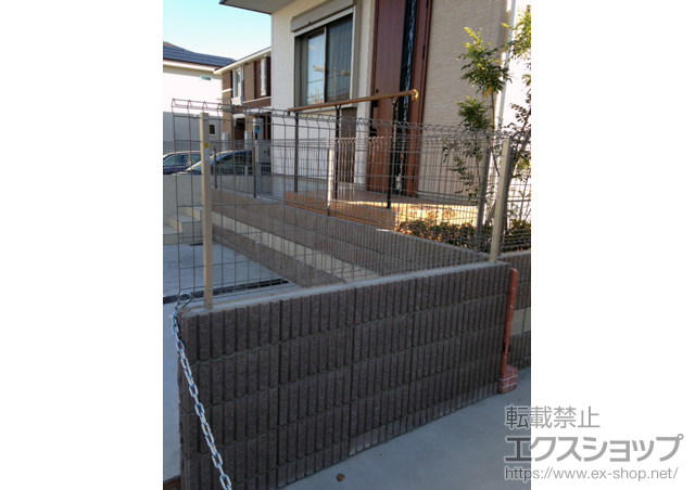 神奈川県横浜市ののフェンス・柵 イーネットフェンス1F型 ＜水平地用＞自由柱 施工例