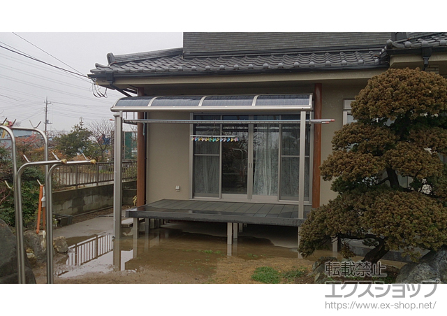 埼玉県吉川市ののテラス屋根 ヴェクターテラス R型 テラスタイプ 単体 積雪〜20cm対応＋吊り下げ式物干し 施工例