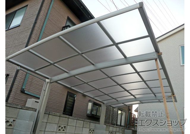 埼玉県鴻巣市ののカーポート レイナポートグラン　積雪〜20cm対応 施工例