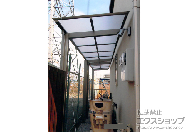 東京都府中市ののテラス屋根 アーキフィット ミニ 独立テラスタイプ 連棟 積雪〜20cm対応 施工例