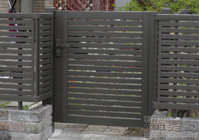 福島県会津若松市のの門扉 シャレオR3型 片開き　柱使用 施工例