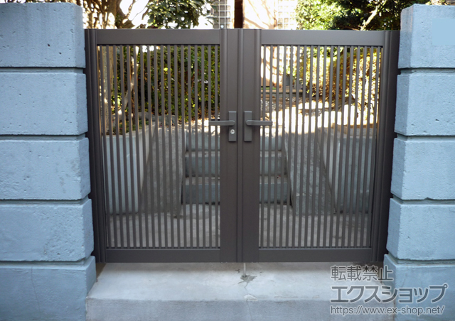 東京都小平市のの門扉 プリレオR2型門扉 両開き 柱使用 施工例