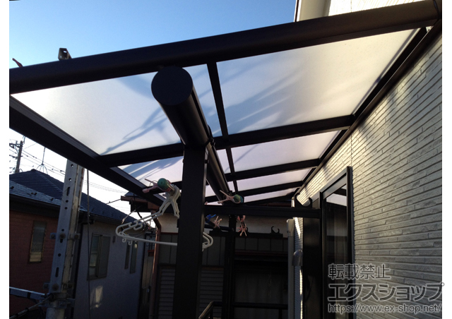 埼玉県川口市ののバルコニー・ベランダ屋根 ヴェクターテラス F型 屋根タイプ 単体 積雪〜20cm対応 施工例