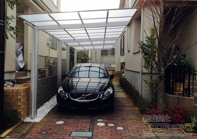 埼玉県三郷市ののカーポート アーキフィット　縦連棟 積雪〜20cm対応 施工例