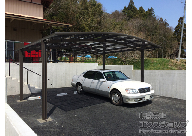 宮城県栗原市のLIXIL リクシル（トステム）のカーポート カーブポートシグマIII ワイド 積雪〜20cm対応 施工例
