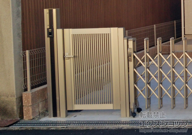 奈良県大和郡山市のの門扉 エクスライン門扉2型 片開き　門柱使用 施工例