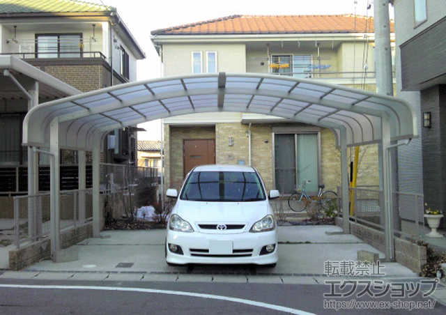 愛知県みよし市ののカーポート レイナキャップツインポートグラン 積雪〜20cm対応 施工例