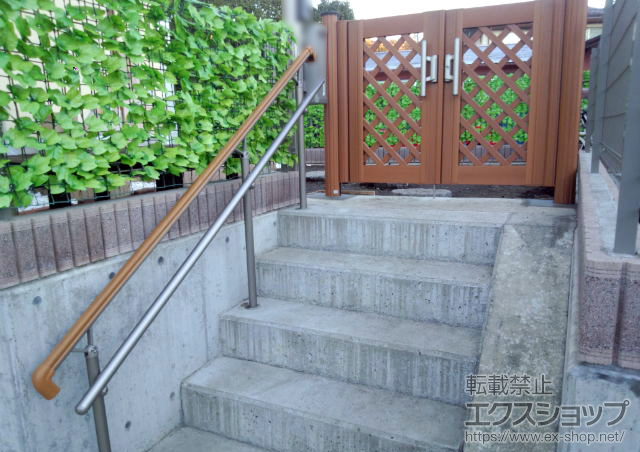 神奈川県秦野市のの手すり エトランポU 4型＜上部笠木納まりタイプ＞ 施工例