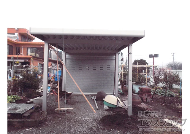 神奈川県秦野市のYKKAPのカーポート ジーポートneo Aタイプ 角柱4本 標準鼻隠し 積雪～100cm対応 施工例