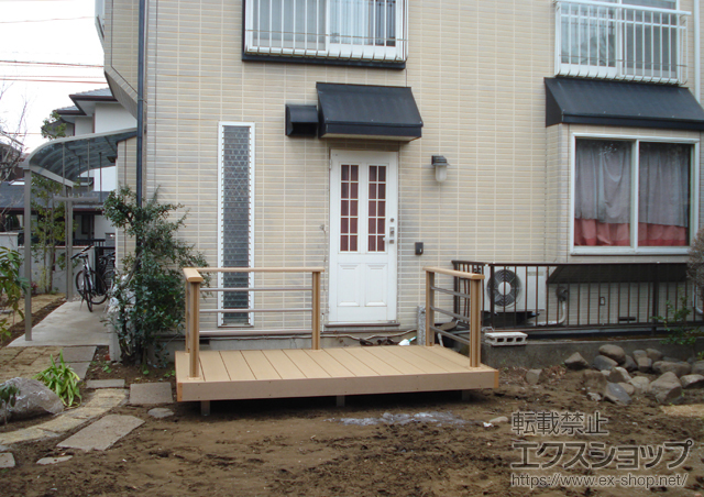 東京都武蔵野市のLIXIL リクシル（トステム）のウッドデッキ レストステージ 幕板納まり＋デッキフェンス（横ビームパネル T-8・4スパン） 施工例