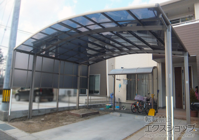 福島県福島市のLIXIL リクシル（トステム）のカーポート カーブポートシグマIII ワイド 積雪〜20cm対応 施工例