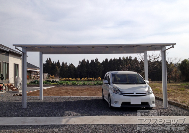 鹿児島県鹿屋市ののカーポート エフルージュ ツイン 積雪〜20cm対応 施工例