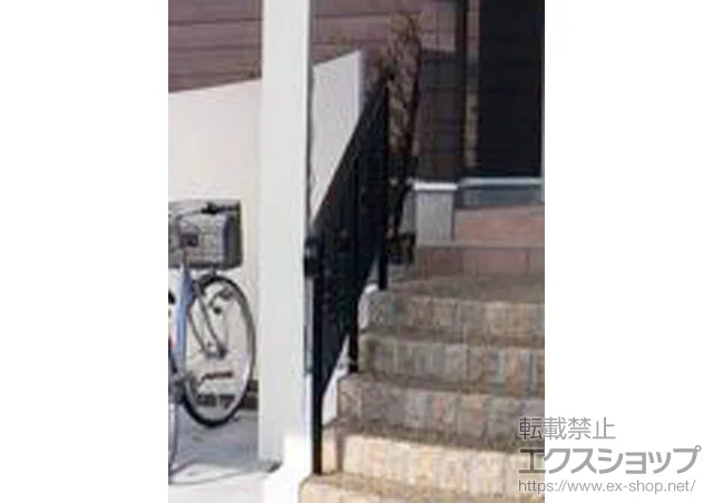 滋賀県東近江市ののフェンス・柵・塀、カーポート トラディシオンアプローチフェンス2型 歩行補助用手すり 施工例