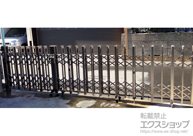 東京都板橋区ののカーゲート アルシャインII HW型 Aタイプ ノンレール 両開き親子 180＋400WP 施工例