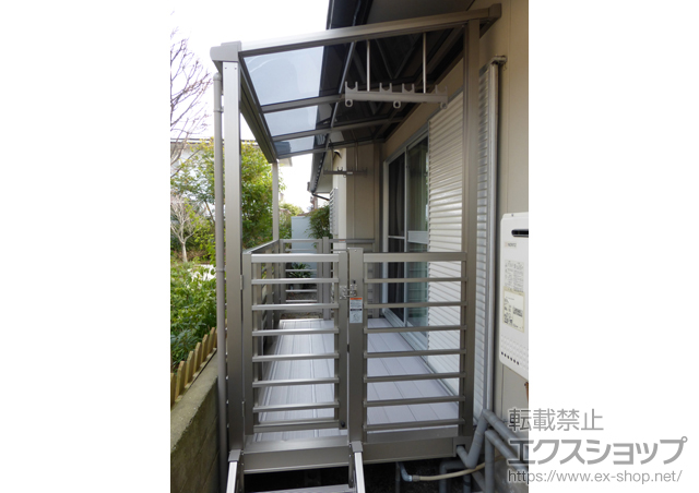 長崎県諫早市のLIXIL リクシル（トステム）のテラス囲い・サンルーム ほせるんですII F型 ハーフ囲い オープンタイプ 積雪〜20cm対応 施工例