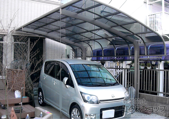 神奈川県相模原市のLIXIL リクシル（トステム）のカーポート テールポートシグマIII 積雪〜20cm対応 施工例