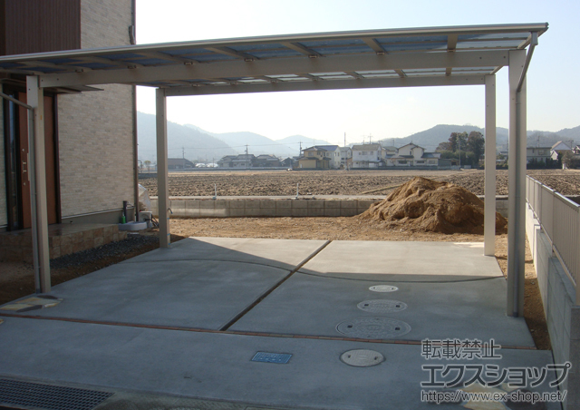 岡山県瀬戸内市ののカーポート エフルージュ ツイン 積雪〜20cm対応 施工例