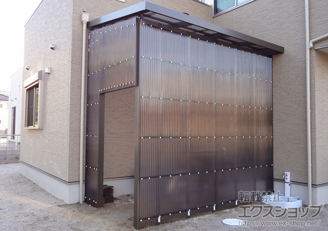 山口県山口市のLIXIL リクシル（トステム）のストックヤード 囲い上手 積雪〜20?対応 施工例