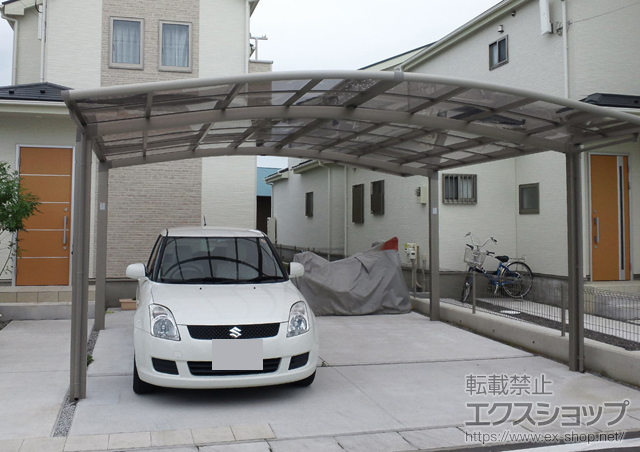 静岡県三島市のLIXIL リクシル（トステム）のカーポート カーブポートシグマIII ワイド 積雪〜20cm対応 施工例