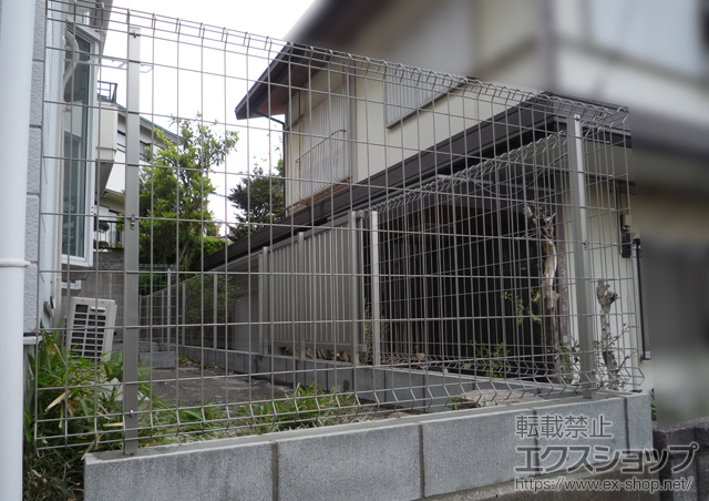 神奈川県横須賀市ののフェンス・柵 エクスラインフェンス22型 自由柱 施工例